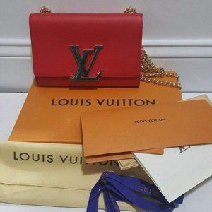 New 100% Authentic Louis Vuitton RED CHAIN LOUISE MM Leather Purse